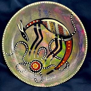 HAND PAINTED AND SIGNED AUSTRALIAN ABORIGINAL ART DISH 6" WIDE